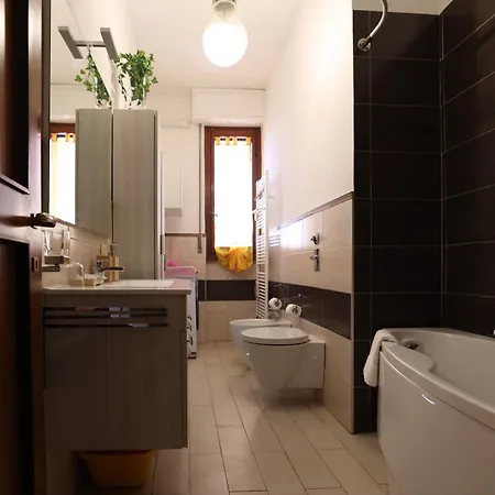 Dhome - Heart Navigli Apartment *