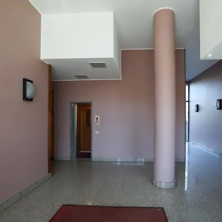 Dhome - Heart Navigli Apartment